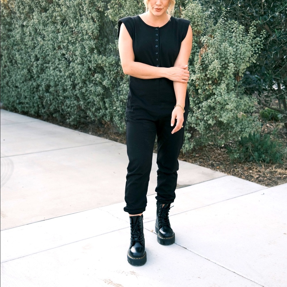 NWT S + T X Hilary Duff — The Banks Romper